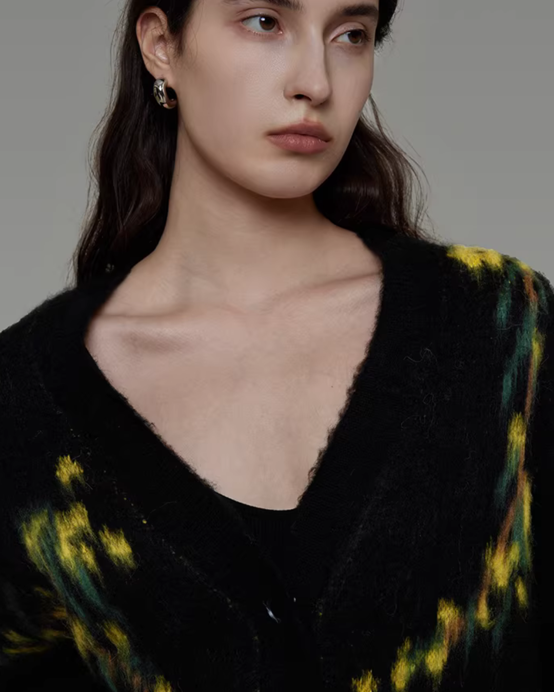 Retro Pattern Knit Cardigan UNS0038