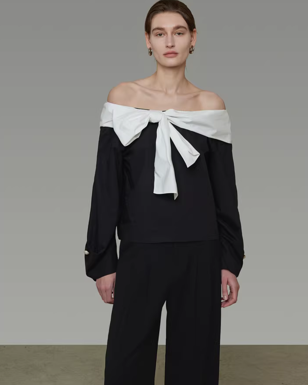 Bow Off-Shoulder Shirt UNS0052