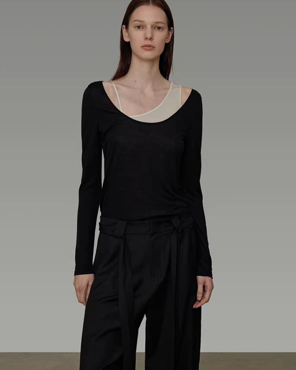 Long-Sleeve Layered Top UNS0010