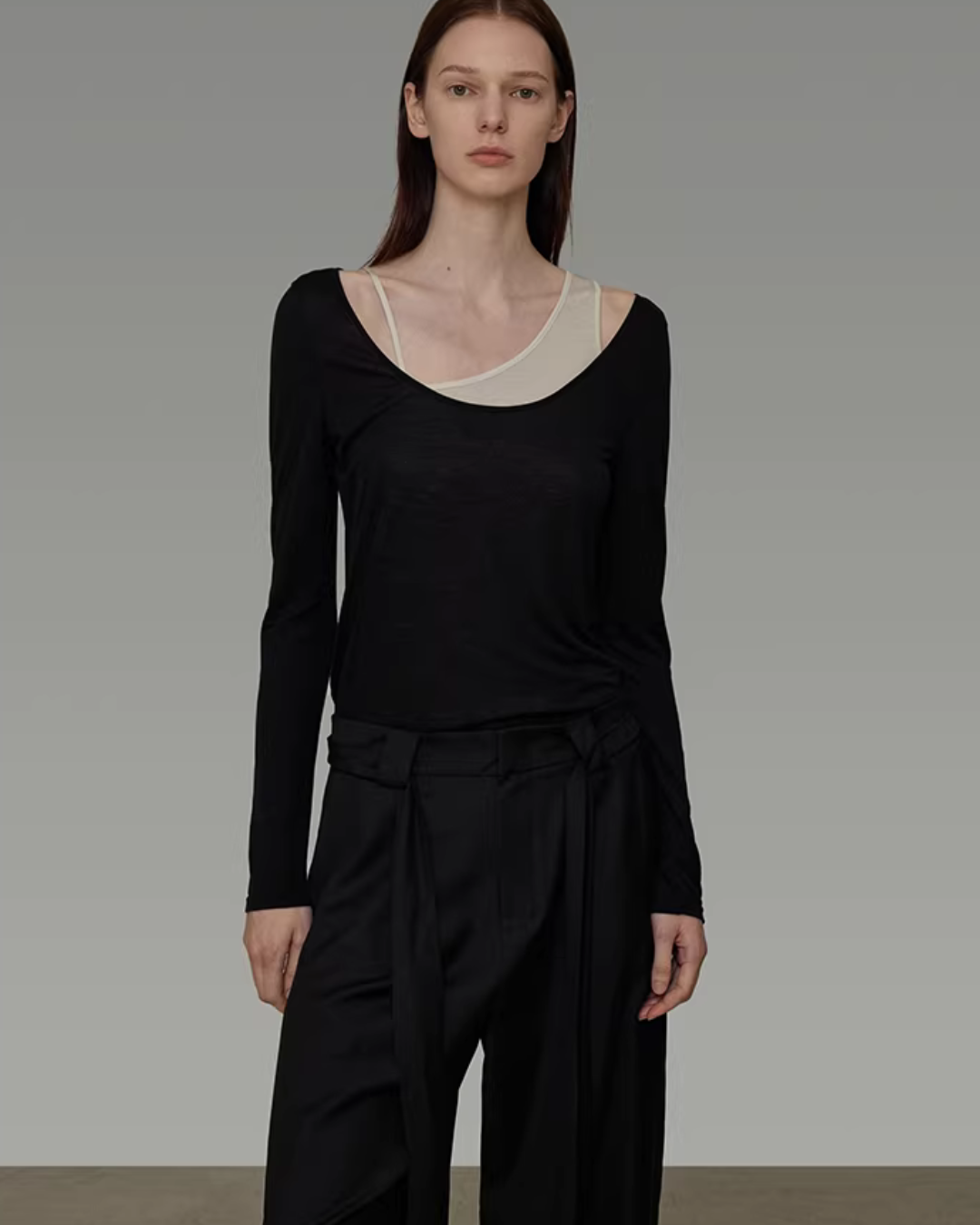 Long-Sleeve Layered Top UNS0010