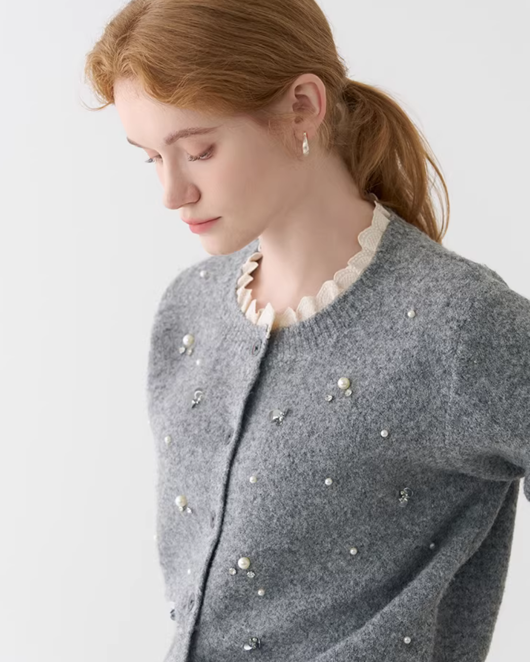 Small Chanel Knit Cardigan  JIU0033