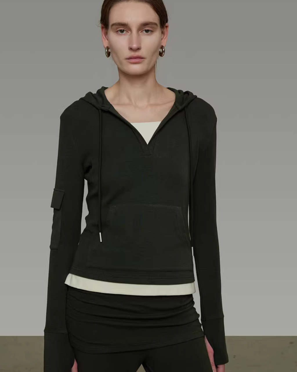 V-Neck Hooded Top / Casual Pants Set UNS0051