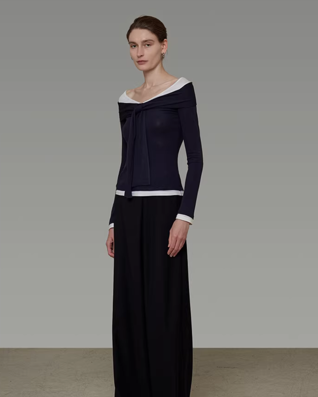 Off-Shoulder Knit Top UNS0025