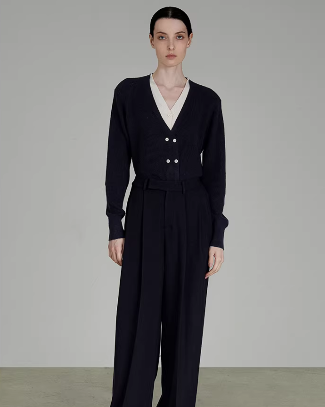 V-Neck Two-Piece Cardigan UNS0036