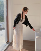 Square Neck Dress / No-Collar Short Jacket / Short-Sleeve T-Shirt QAZ0077