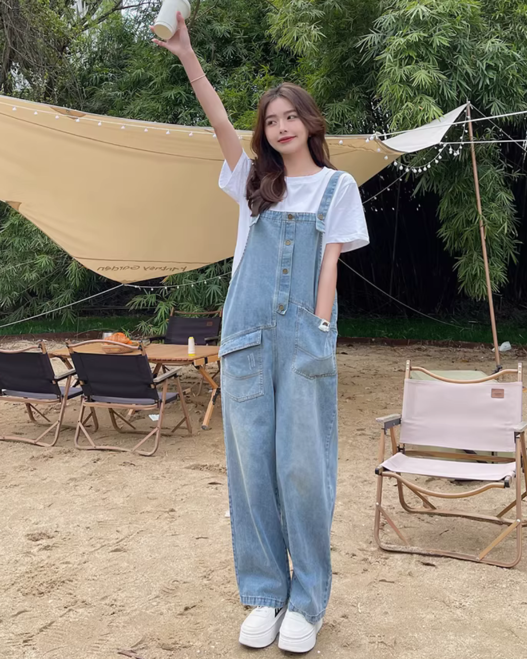 White Short-Sleeve T-Shirt / Denim Overalls QAZ0092