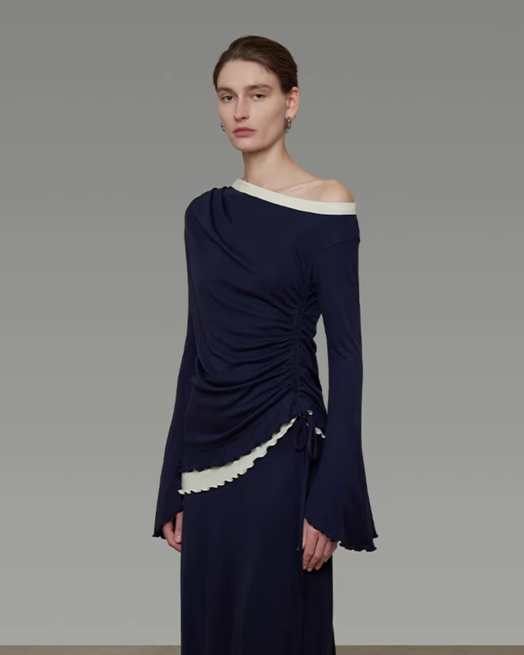 One-Shoulder Knit Top / Casual Pants / Draped Skirt UNS0023