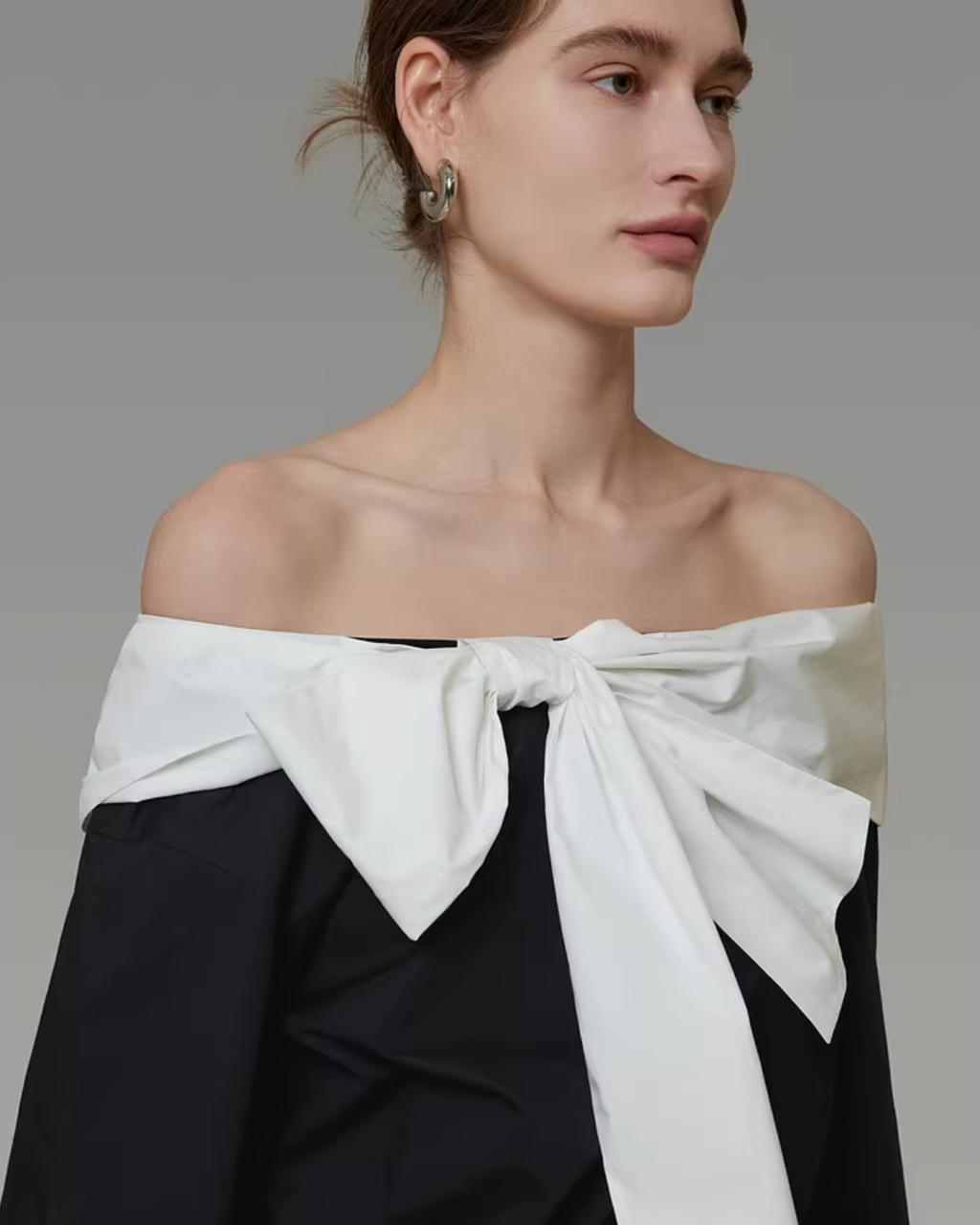 Bow Off-Shoulder Shirt UNS0052