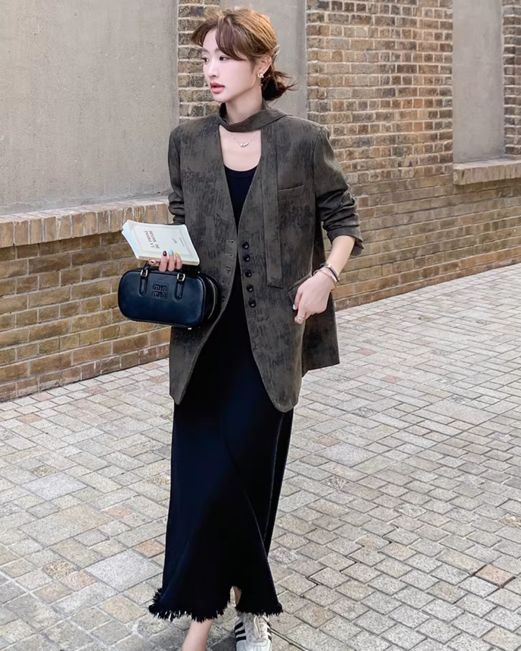 Bleached Effect Suit Jacket / Black Fringed Dress QAZ0004