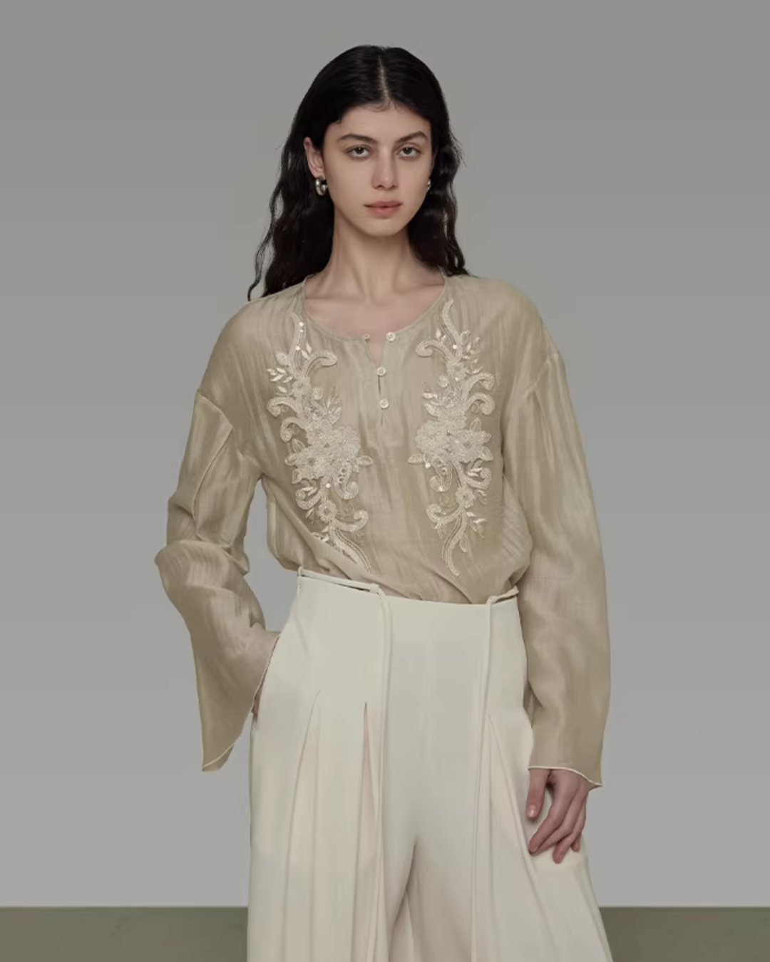 French Embroidered Round Neck Shirt UNS0027