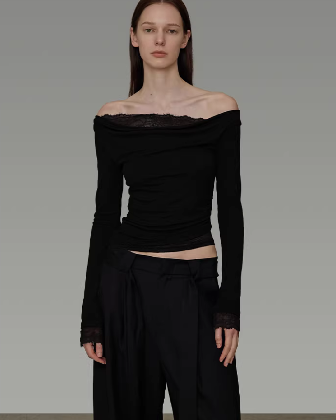 Off-Shoulder Knit Top UNS0018