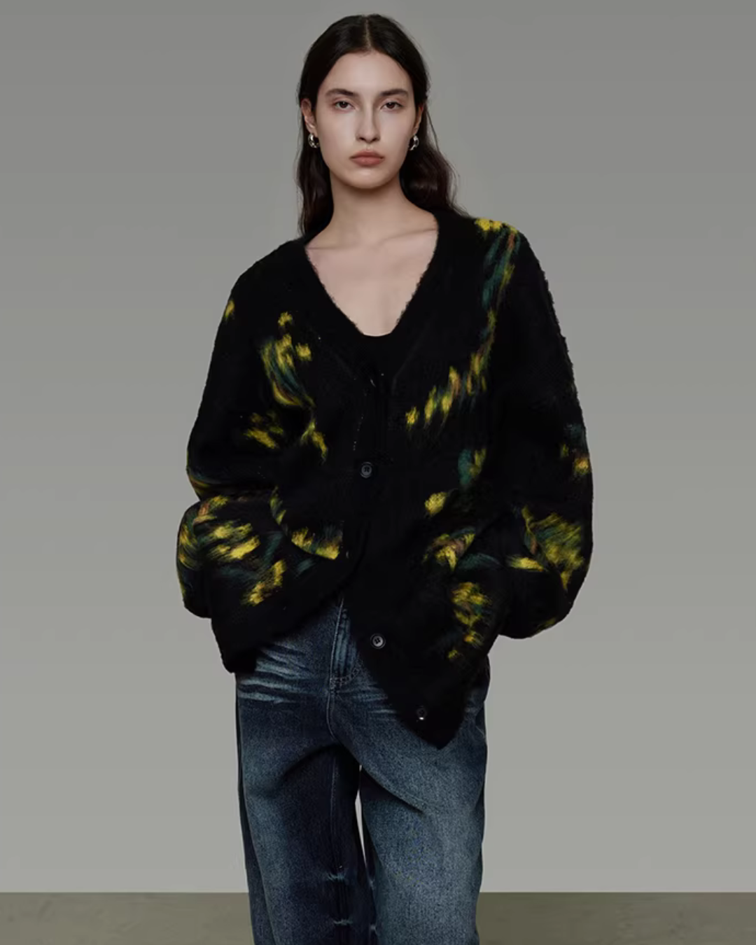 Retro Pattern Knit Cardigan UNS0038