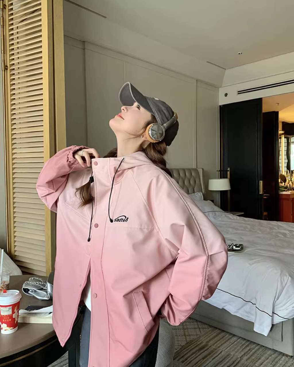 Pink Gradient Windbreaker QAZ0022