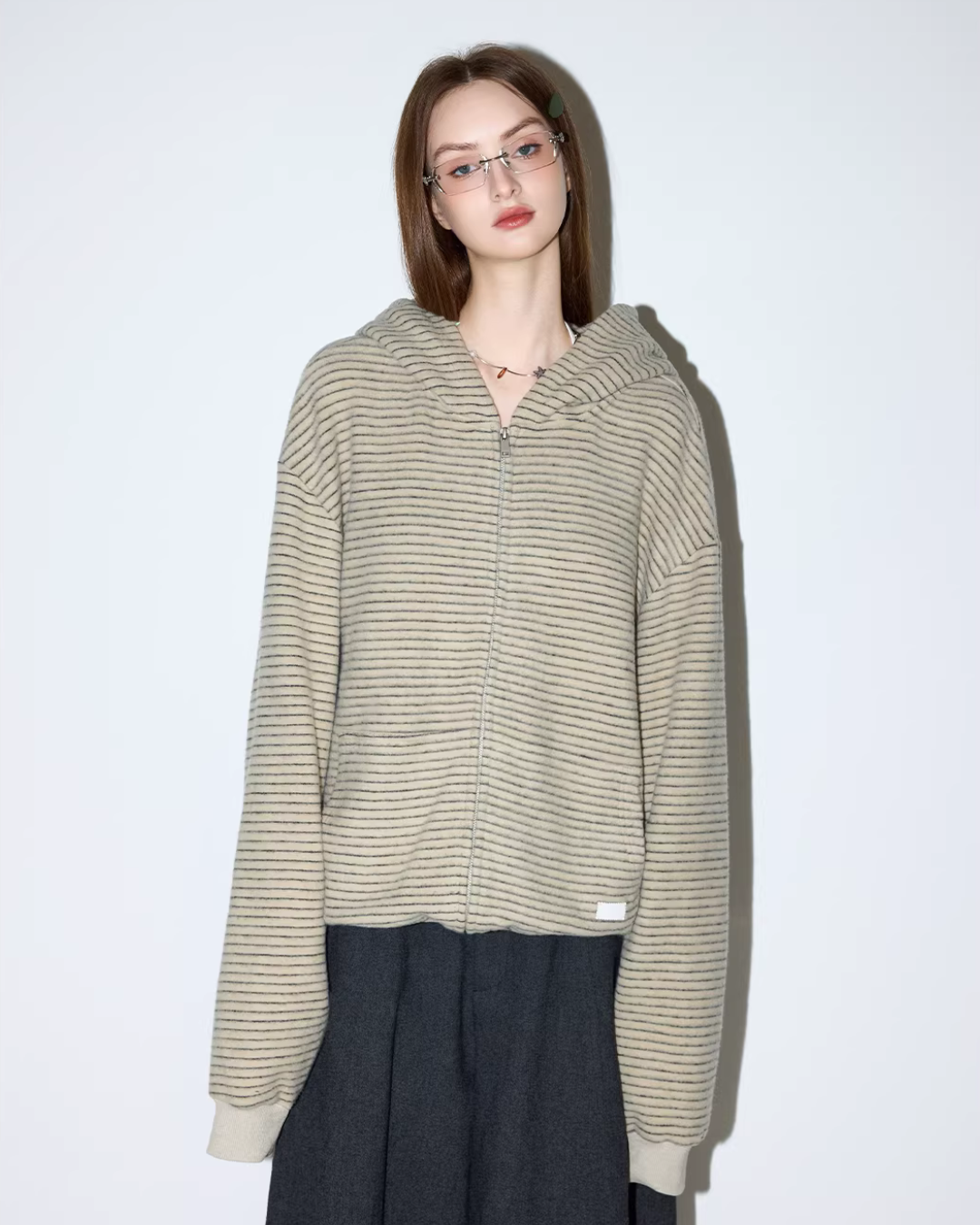 Thin Striped Zip-Up Hoodie MDB0035