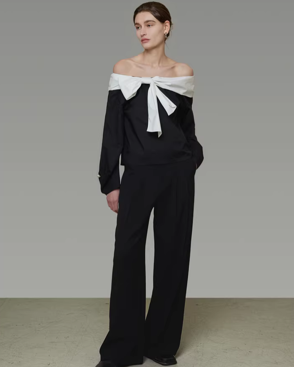 Bow Off-Shoulder Shirt UNS0052