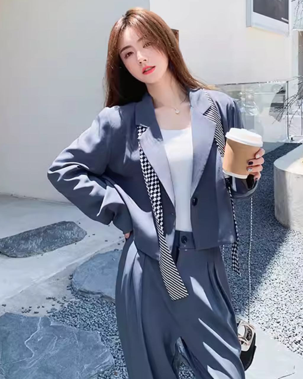 Cropped-Length Jacket / Tuck Wide Pants QAZ0067
