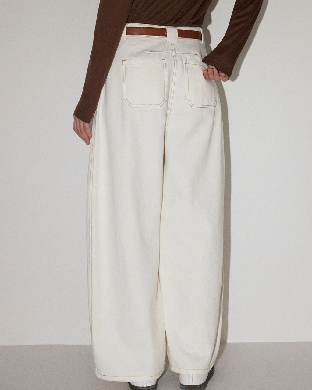 Relaxed Curved Slacks Pants MDB0010
