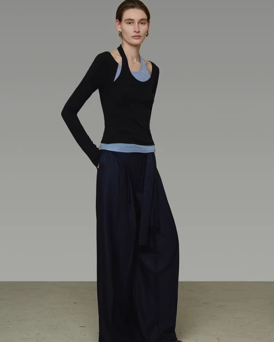 Halter Slim Fit Top UNS0047