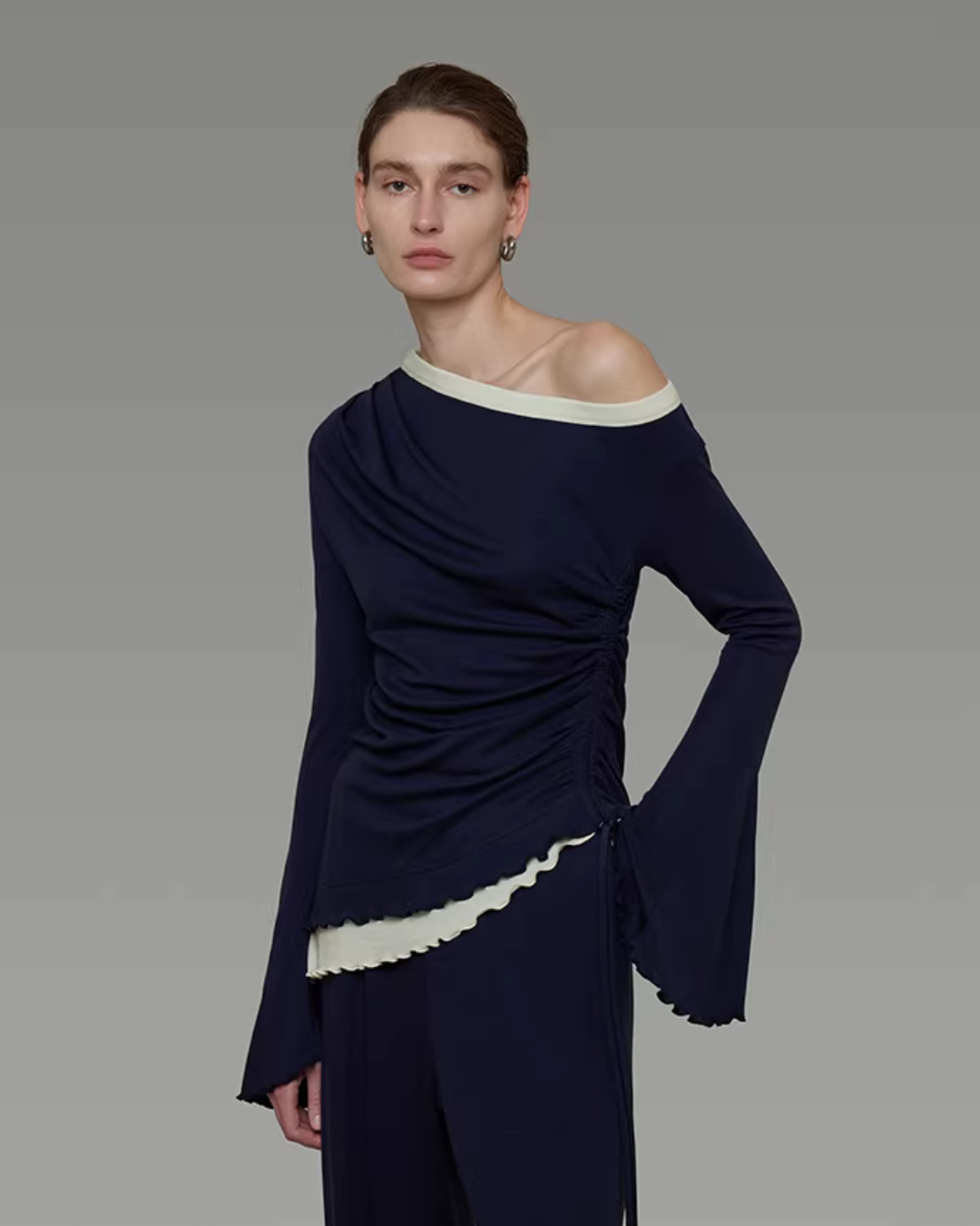 One-Shoulder Knit Top / Casual Pants / Draped Skirt UNS0023