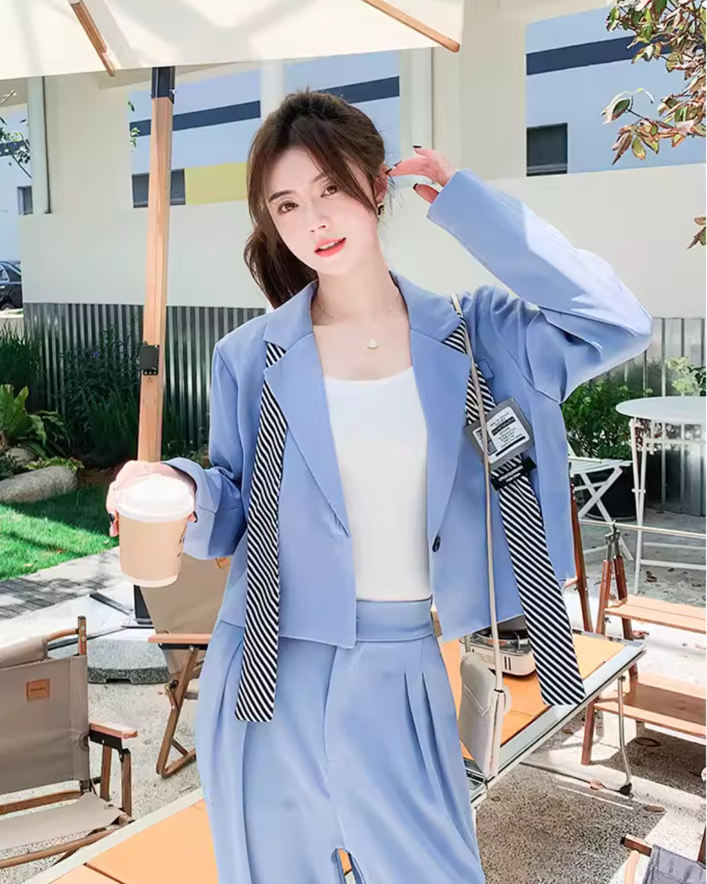 Cropped-Length Jacket / Tuck Wide Pants QAZ0067