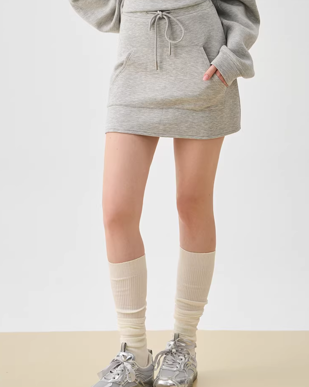 Sweatshirt Long-Sleeve Top / Mini Skirt JIU0025