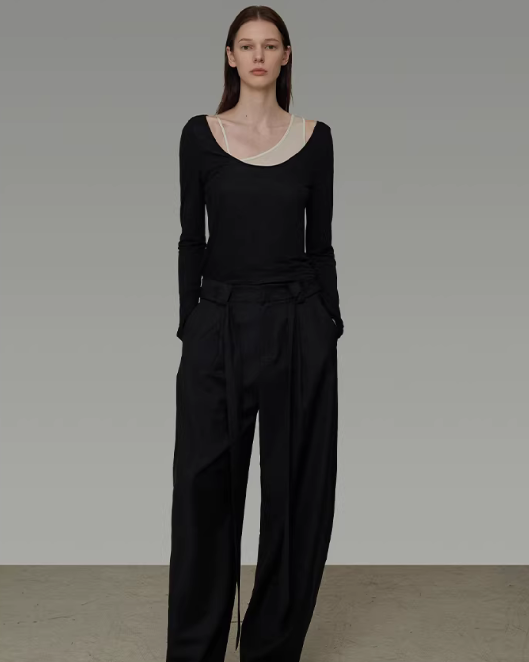 Long-Sleeve Layered Top UNS0010