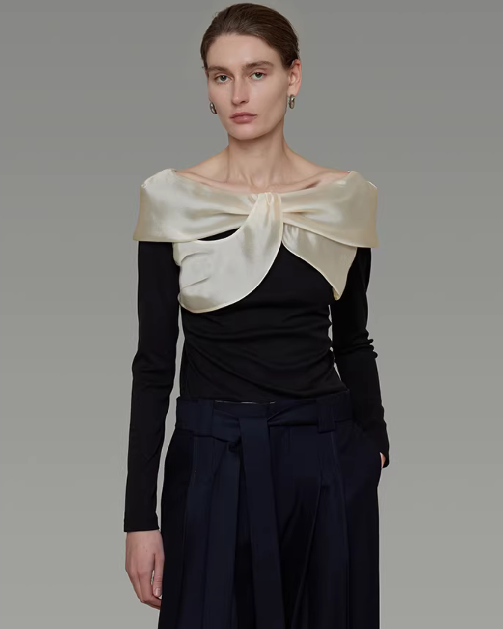 Ribbon Collar Elegant Top UNS0012