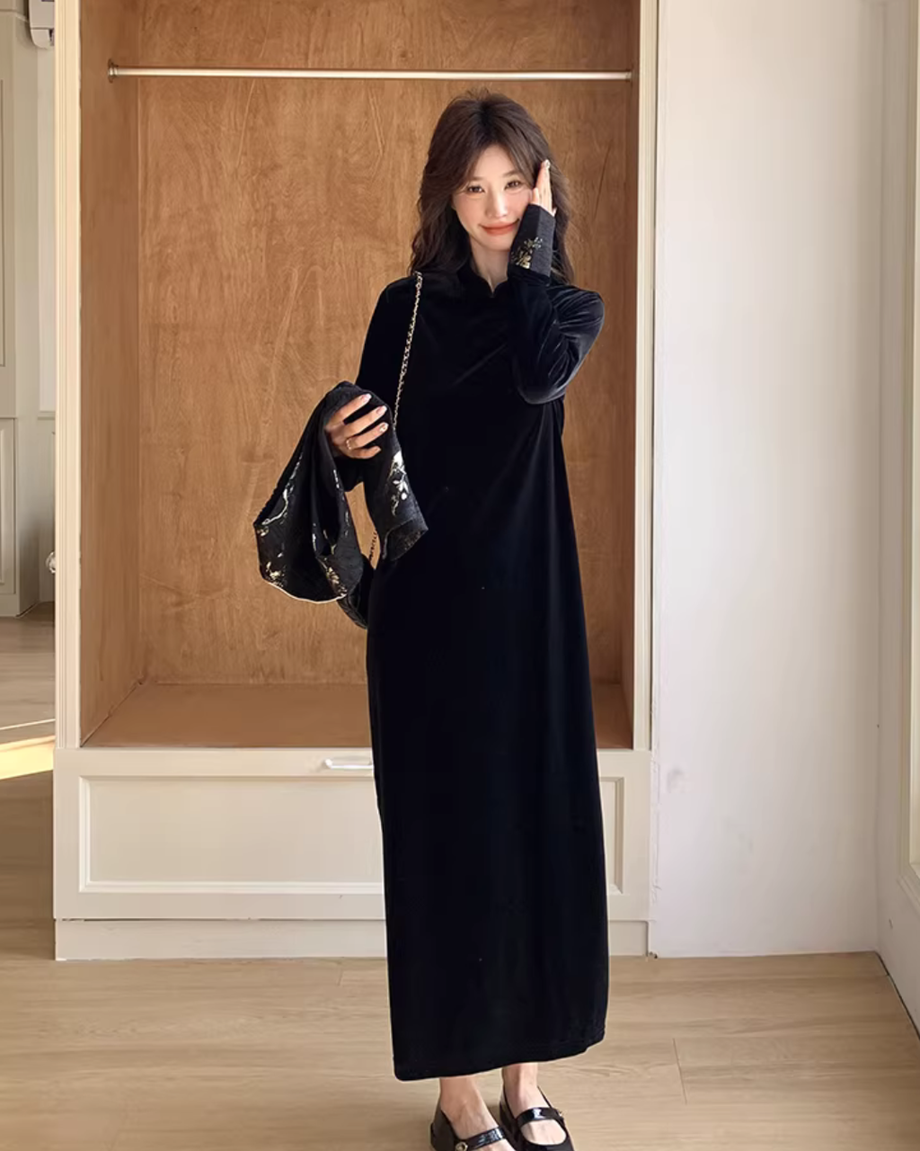Velvet Long Dress / Oriental Embroidered Vest QAZ0064