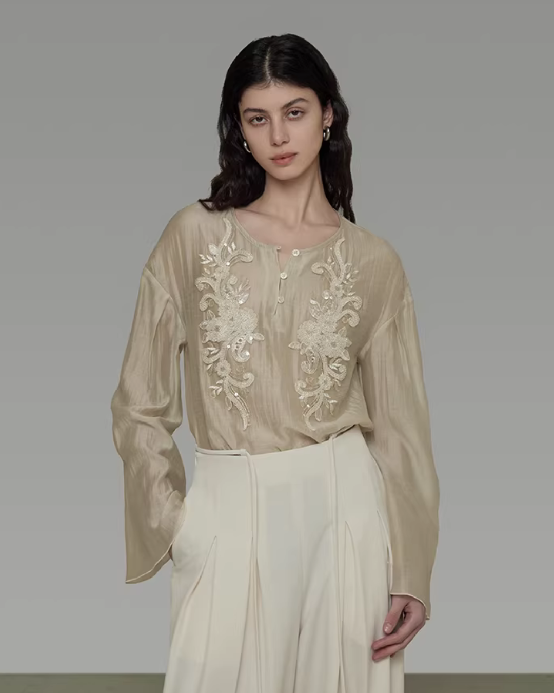 French Embroidered Round Neck Shirt UNS0027