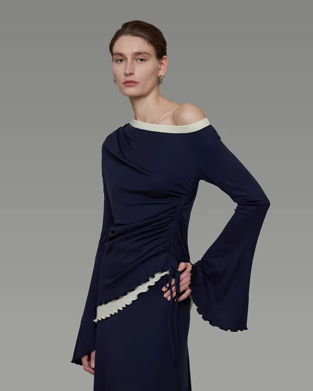 One-Shoulder Knit Top / Casual Pants / Draped Skirt UNS0023