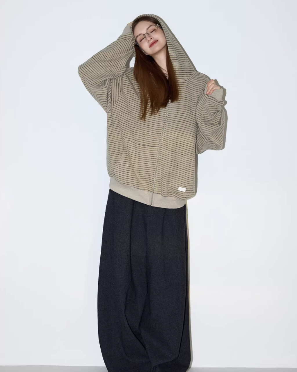 Thin Striped Zip-Up Hoodie MDB0035