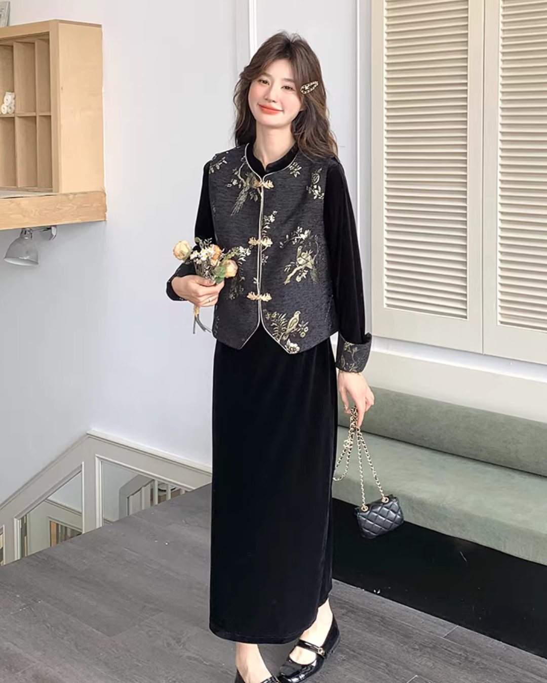 Velvet Long Dress / Oriental Embroidered Vest QAZ0064