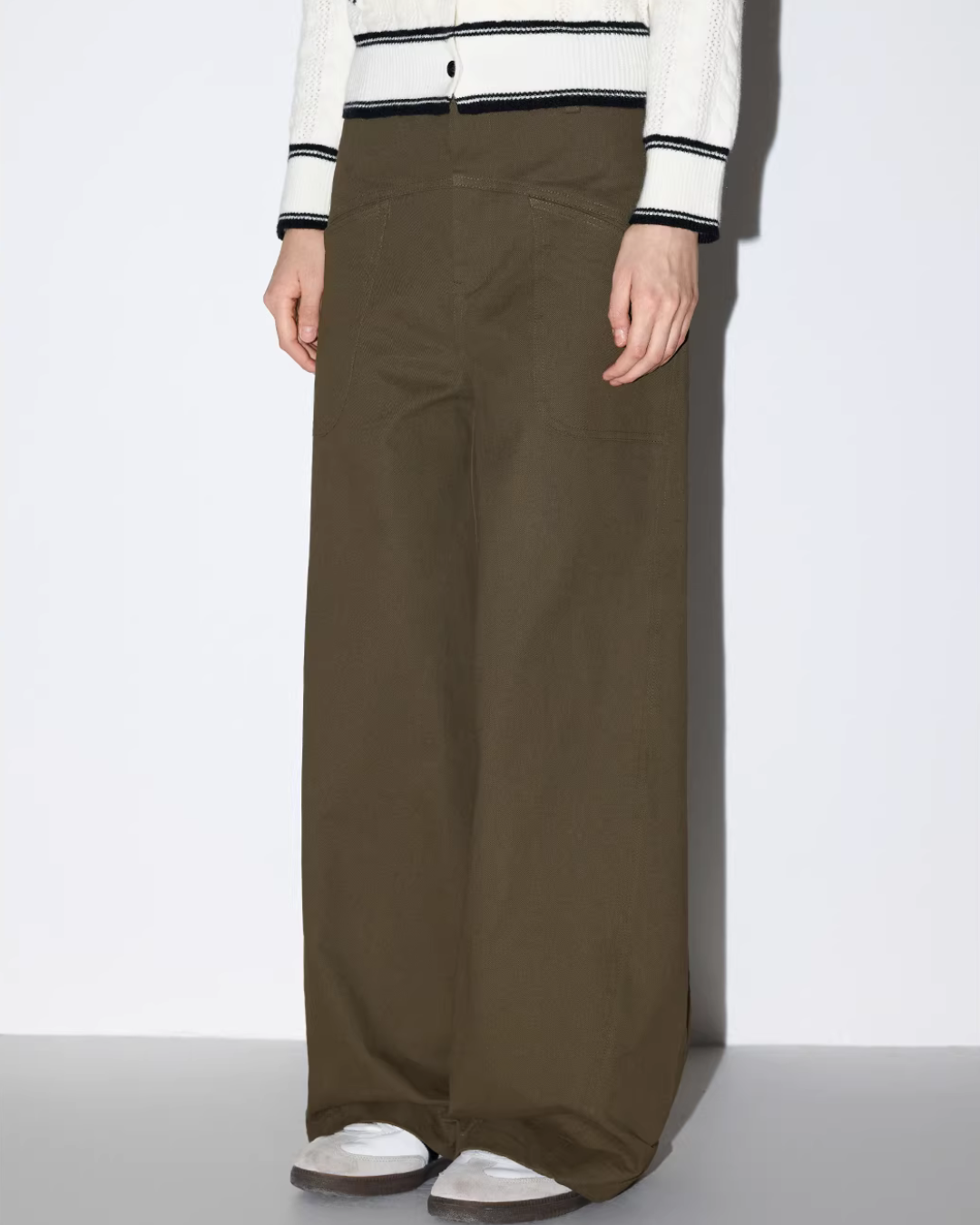 Low-Waist Wide Leg Pants MDB0025