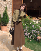 Chanel-Style Jacket / Brown Leather Skirt QAZ0015