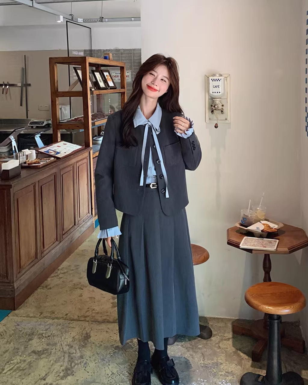 Classic Jacket / Pleated Skirt / Ribbon Tie Shirt QAZ0016