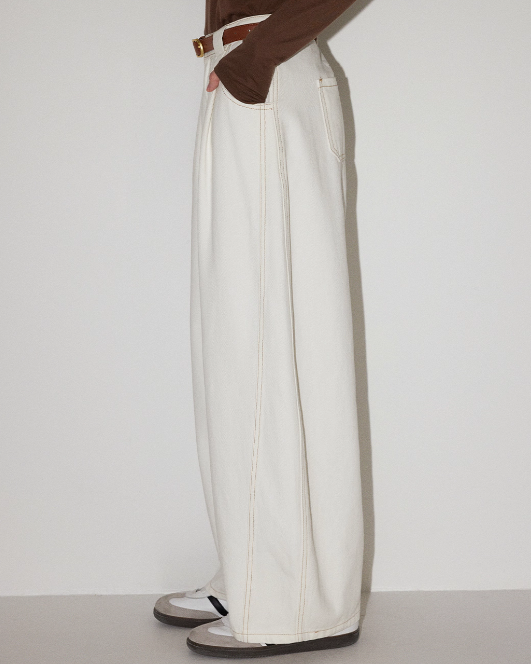 Relaxed Curved Slacks Pants MDB0010