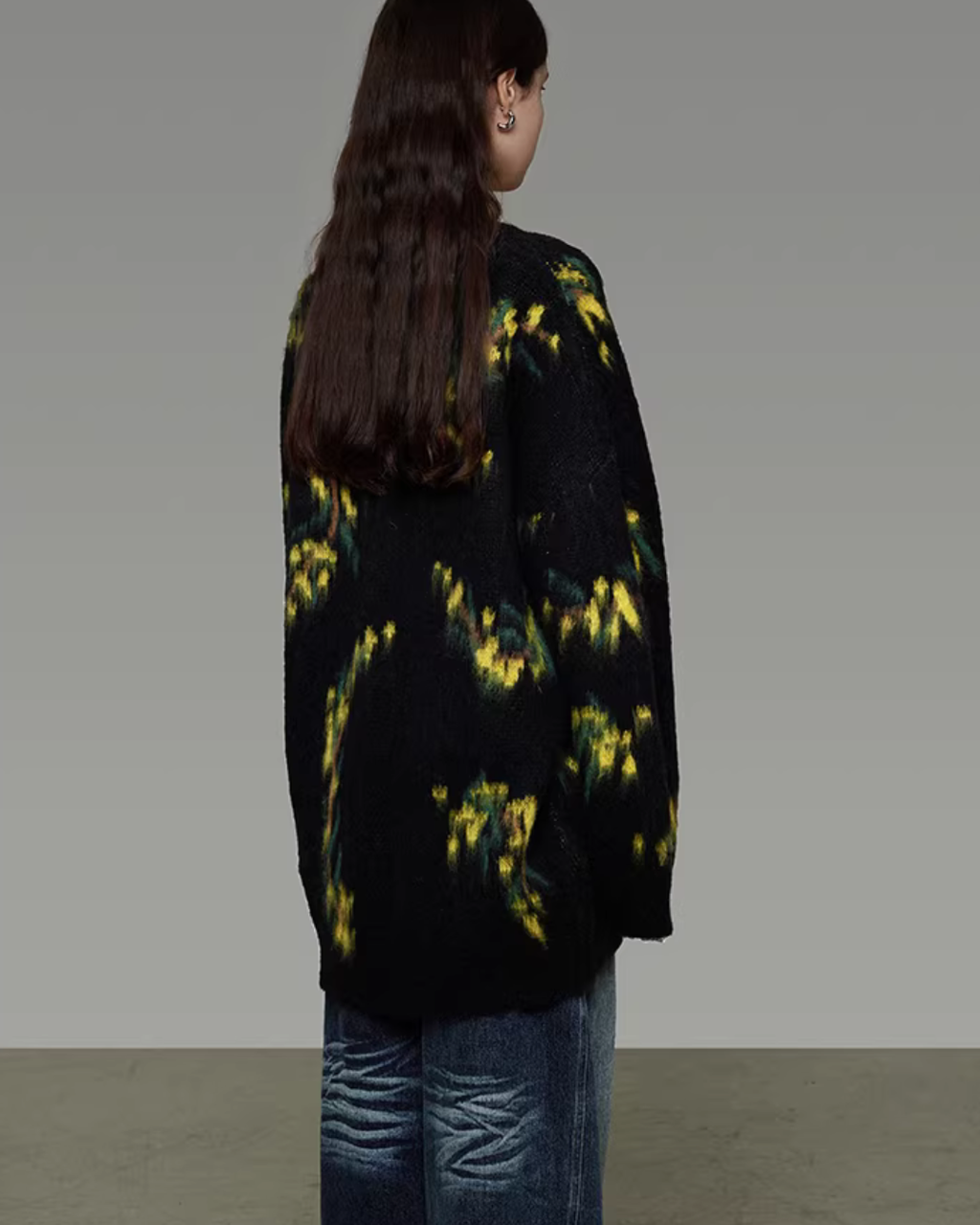 Retro Pattern Knit Cardigan UNS0038