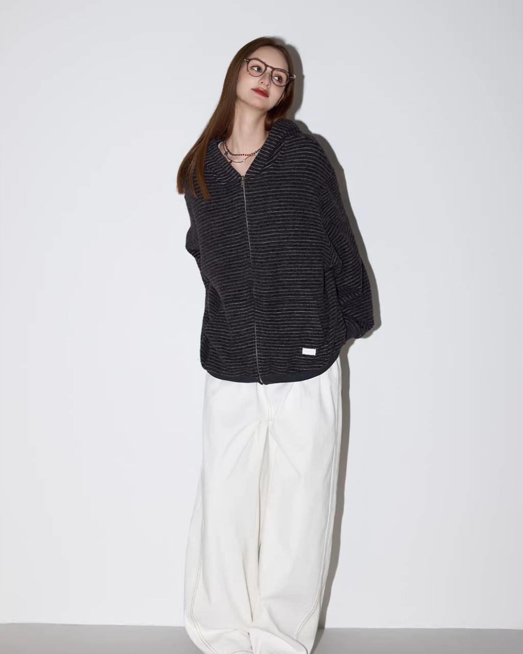 Thin Striped Zip-Up Hoodie MDB0035