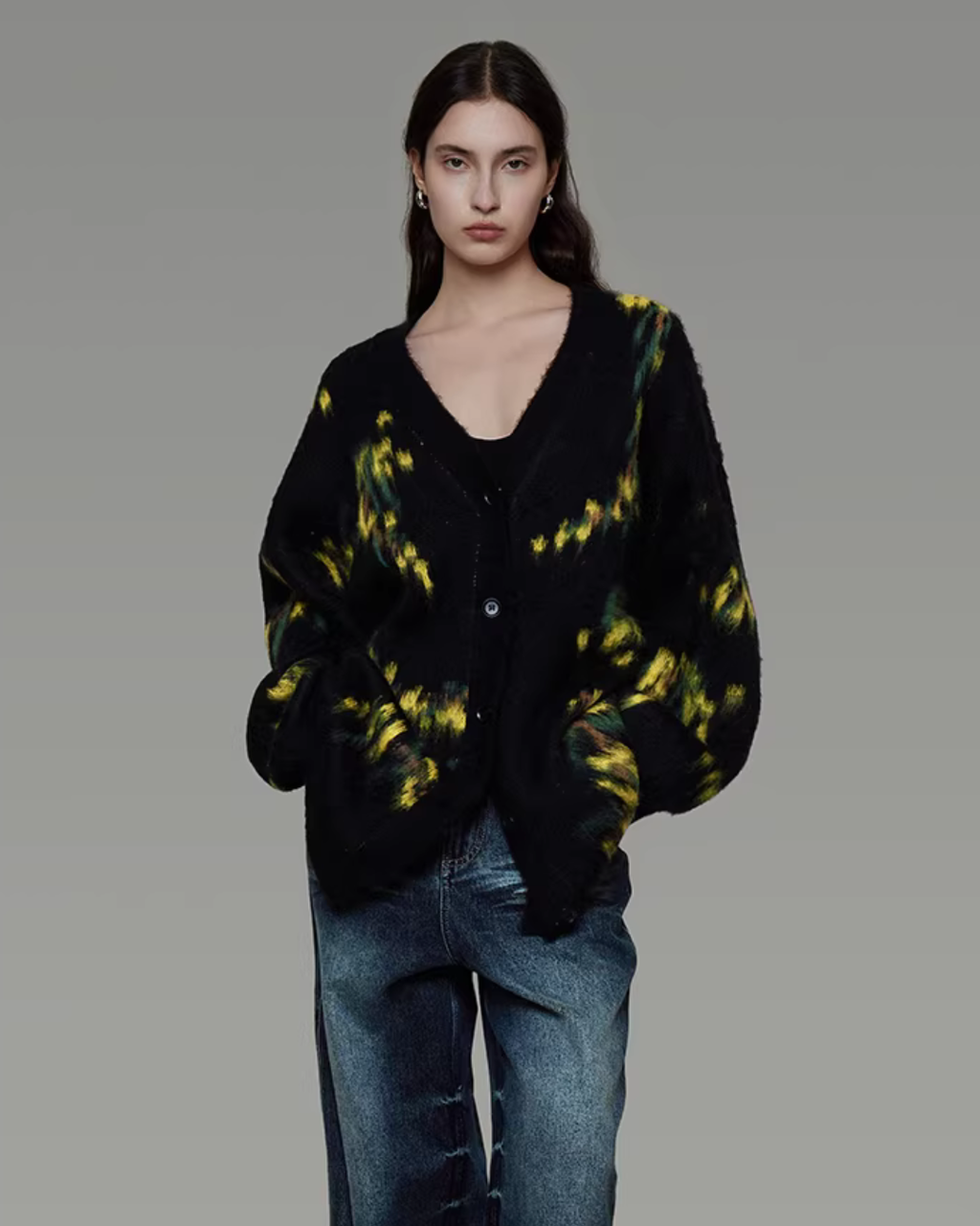 Retro Pattern Knit Cardigan UNS0038