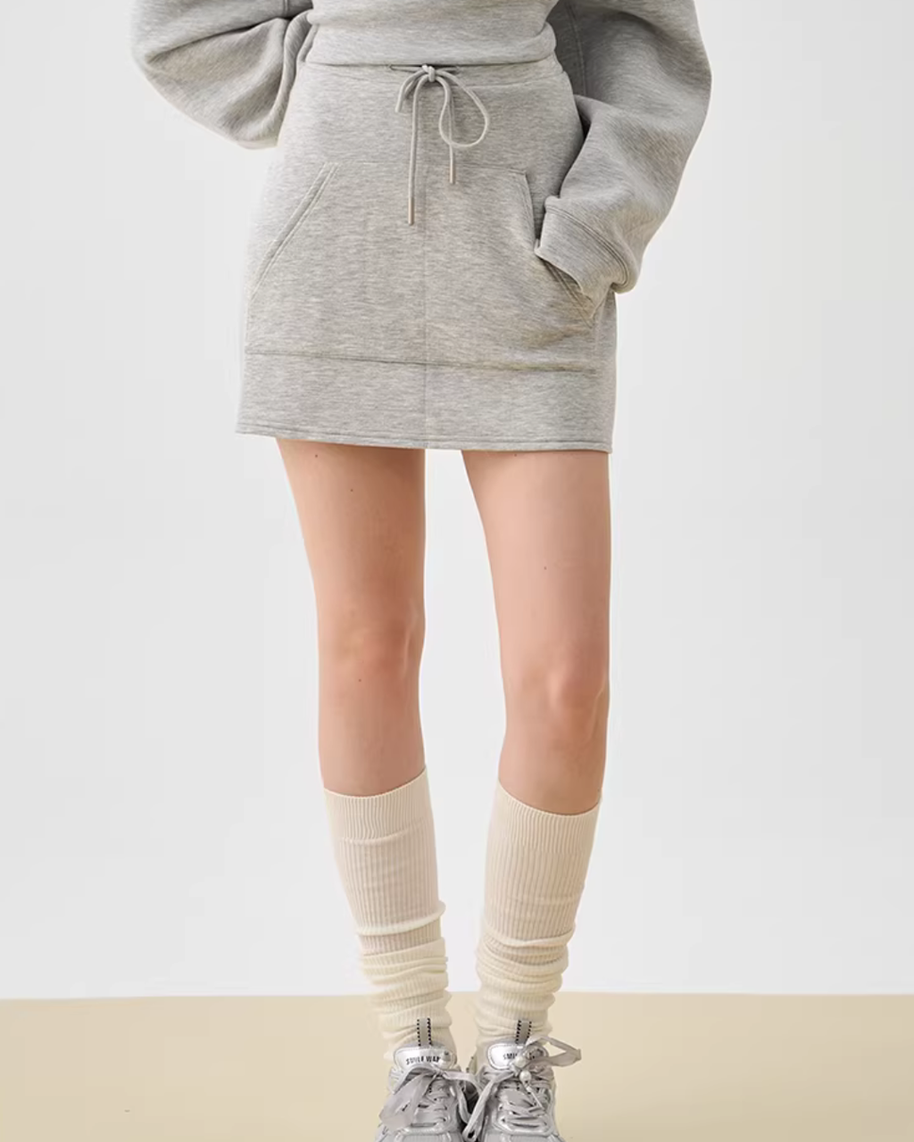 Sweatshirt Long-Sleeve Top / Mini Skirt JIU0025