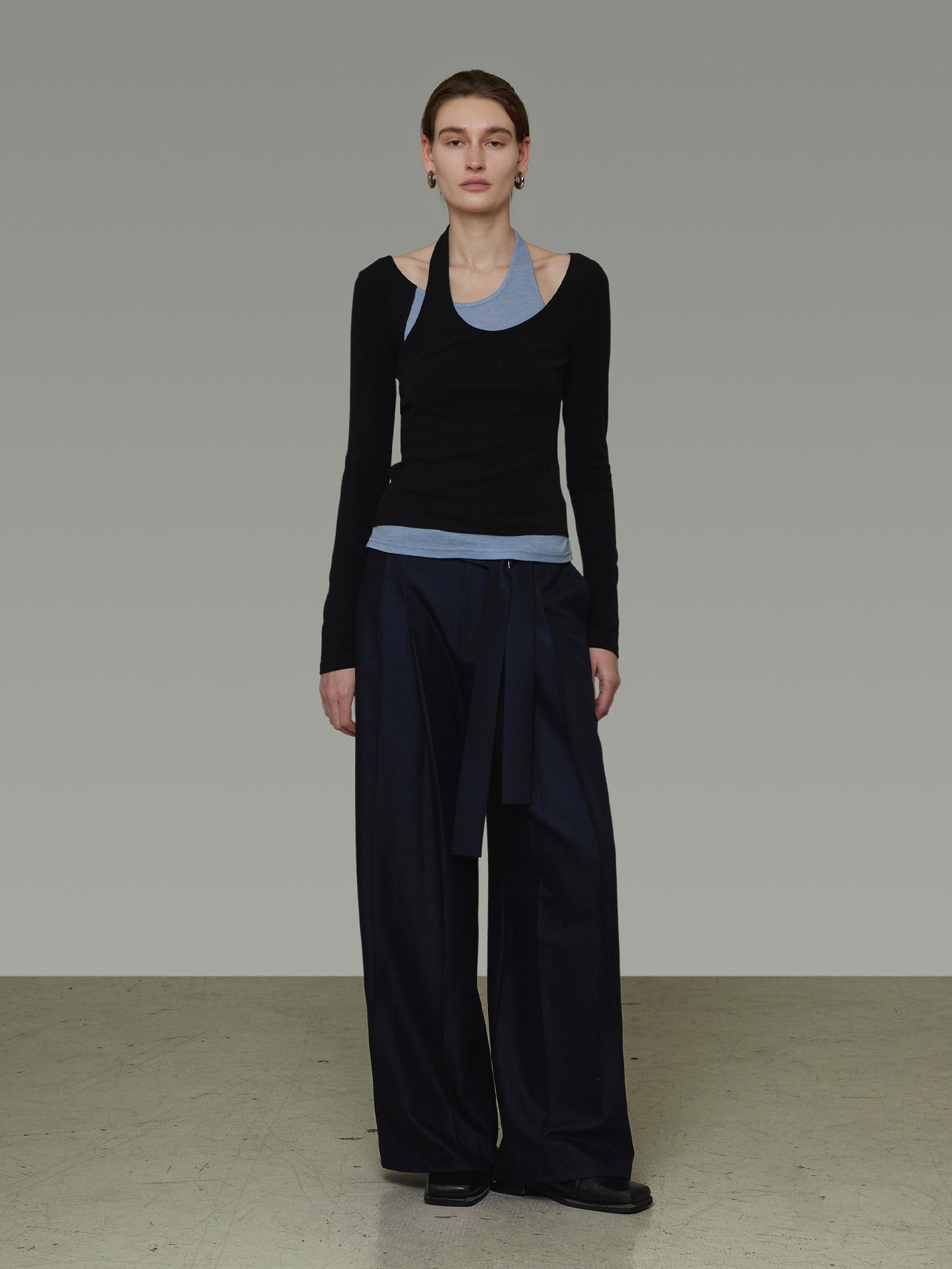 Halter Slim Fit Top UNS0047