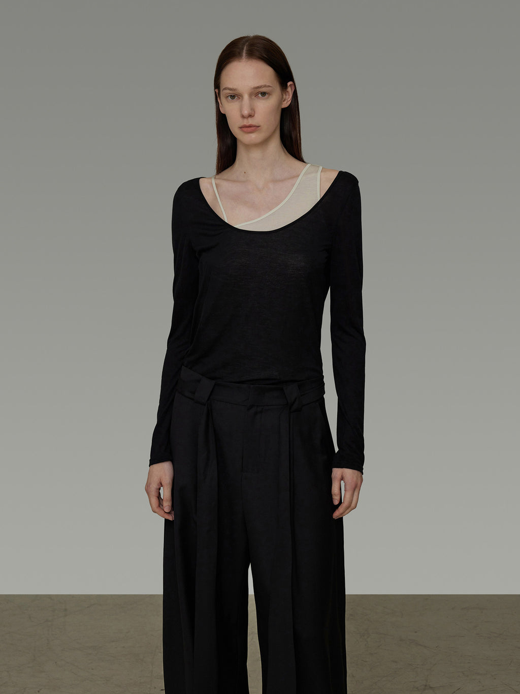 Long-Sleeve Layered Top UNS0010