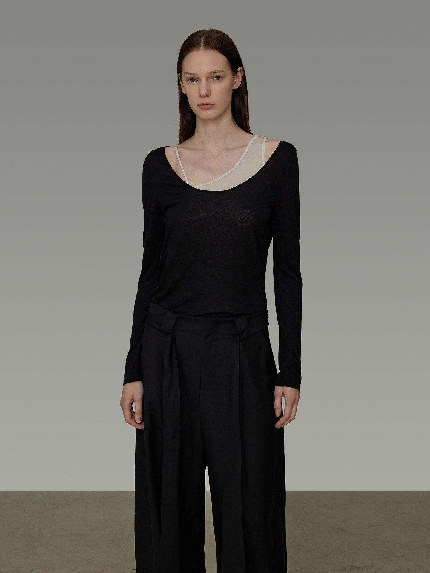 Long-Sleeve Layered Top UNS0010