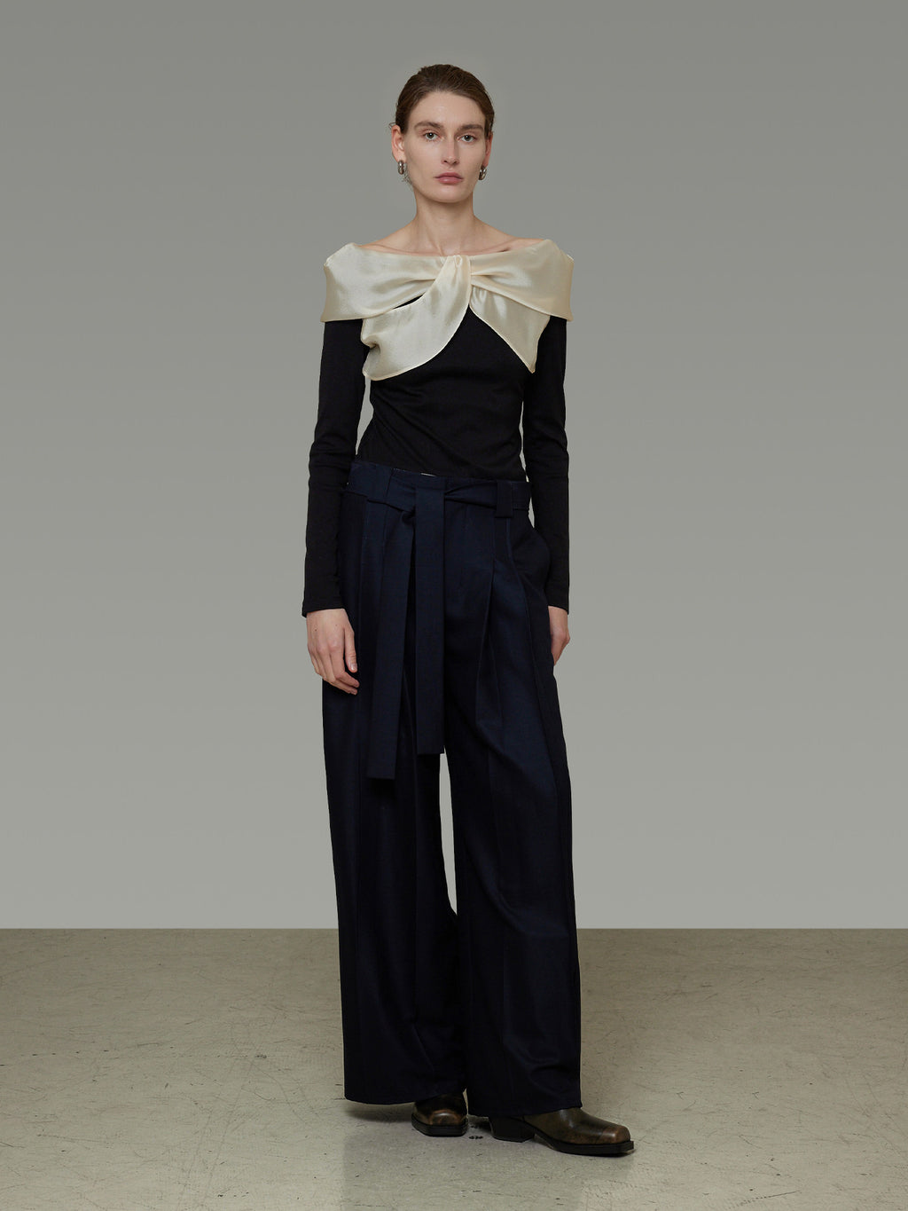 Satin Panel Off-Shoulder Knit UNS0037