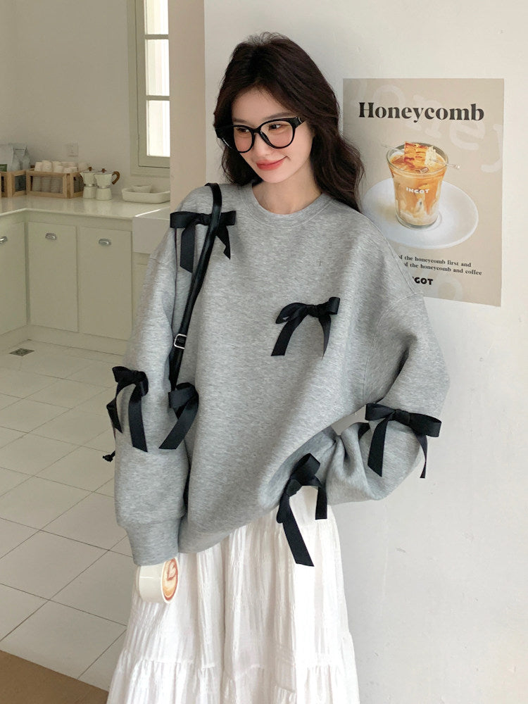 Ribbon Design Sweatshirt / White Half Skirt QAZ0037