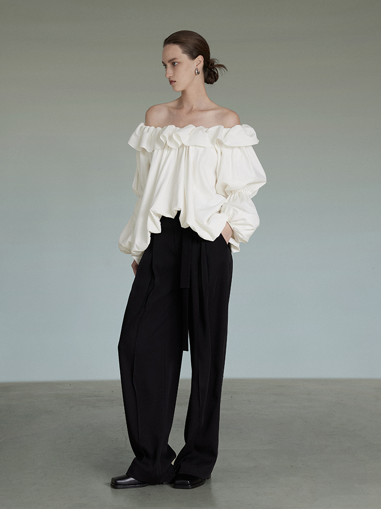 Frilled Off-Shoulder TopUNS0026