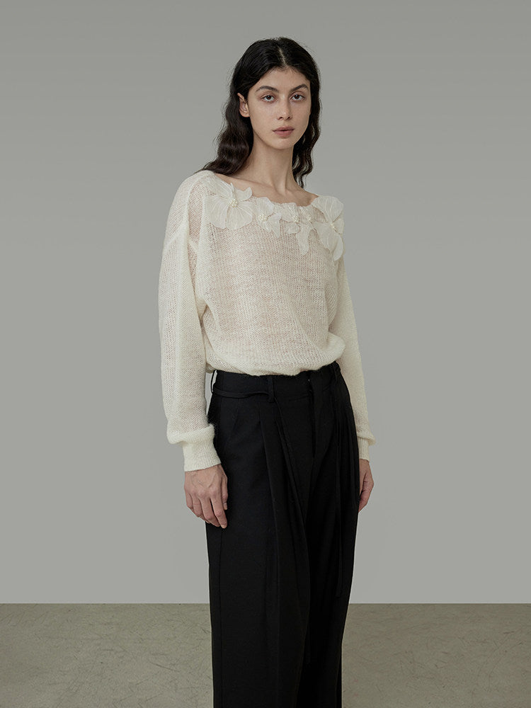 Floral Loose Long-Sleeve Top UNS0030