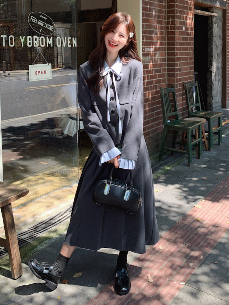 Classic Jacket / Pleated Skirt / Ribbon Tie Shirt QAZ0016