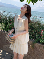 Round Neck Vest / Pleated Skirt QAZ0096