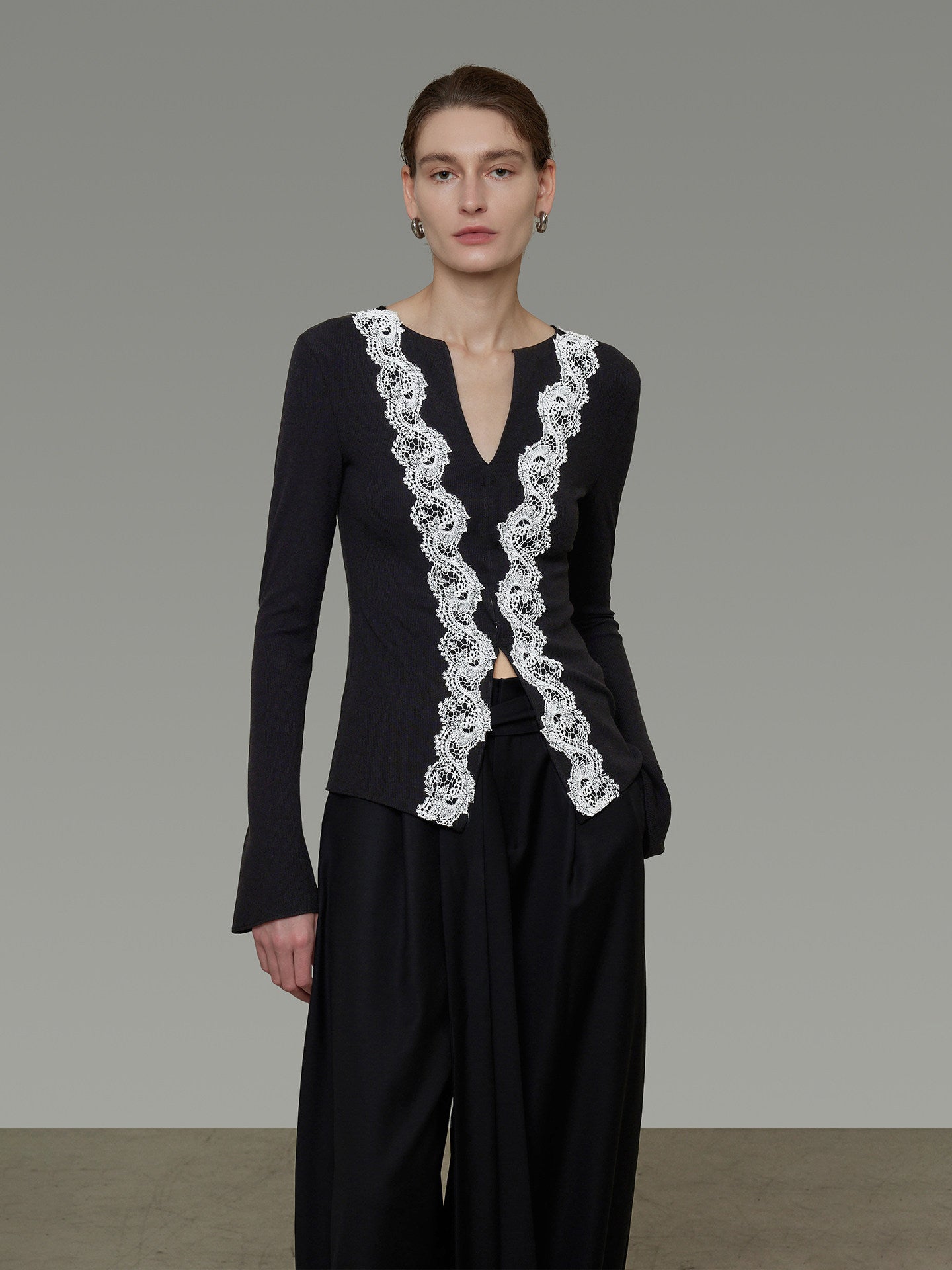 Lace Patchwork Slim Top UNS0039